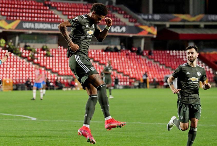 他更多参与 他更多参与