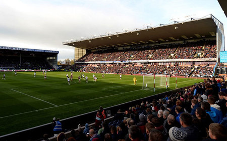 尽管巴萨的 尽管巴萨的